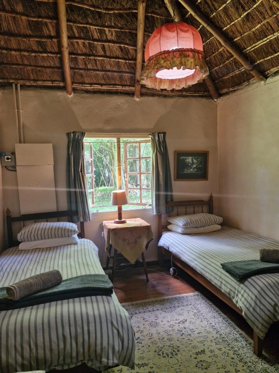 Back O' The Moon Holiday Cottage Hogsback Extérieur photo