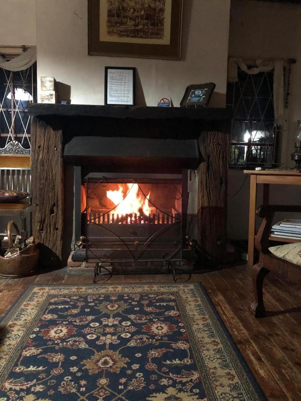 Back O' The Moon Holiday Cottage Hogsback Extérieur photo
